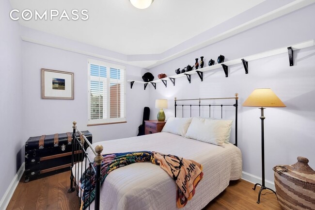 Building Photo - 316 2nd St