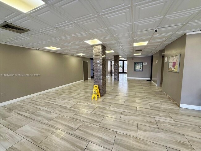 Building Photo - 15600 NW 7th Ave