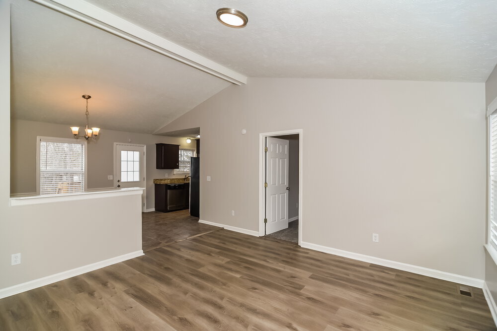 Building Photo - 425 Jonesboro Ct