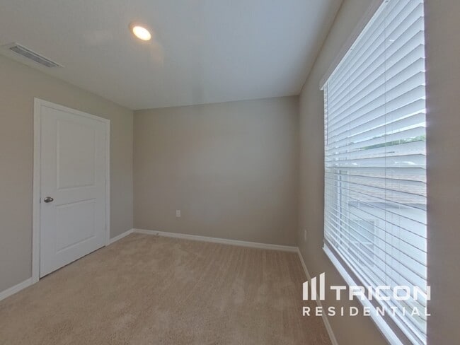 Building Photo - 29350 Fedora Cir