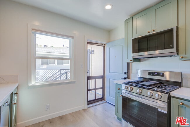 Building Photo - 12351 Riverside Dr