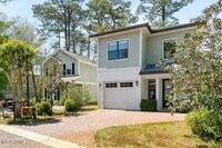 Building Photo - 31 Beacon Point Dr