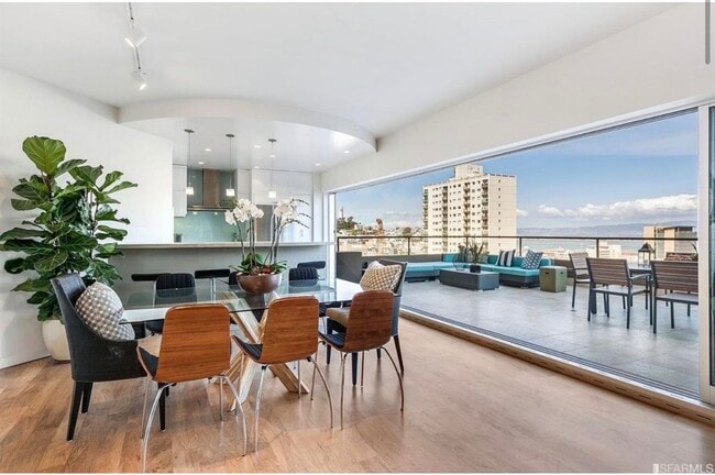 Building Photo - 30 Miller Pl