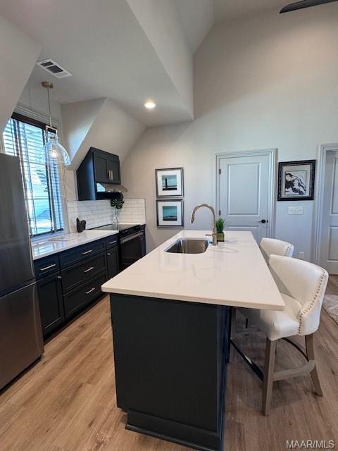 Building Photo - 4780 Grassmere St