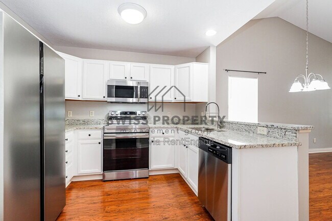 Building Photo - 7199 Normanton Dr