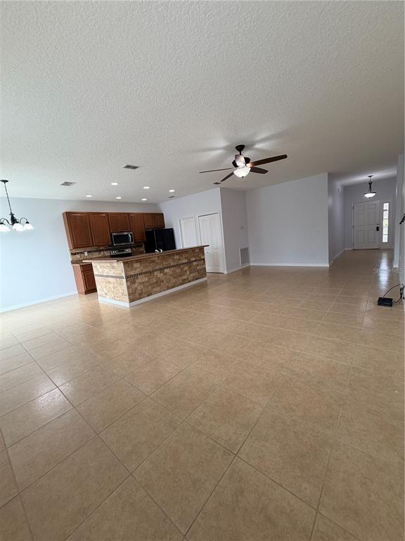 Building Photo - 1860 Piedmont Ct