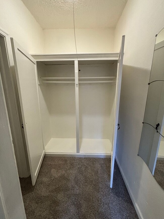 Interior Photo - Colorado, 461