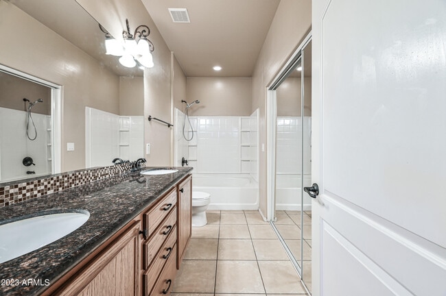 Building Photo - 4510 W Branham Ln