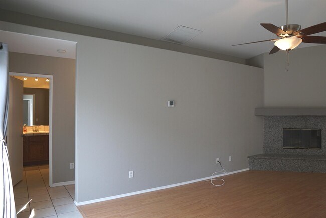 Building Photo - 51605 Avenida Ramirez