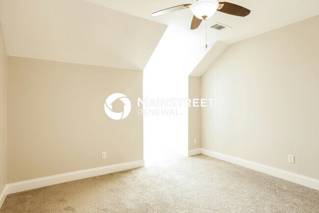 Building Photo - 3 Bedroom Pet-Friendly Home in Corryton, TN with Main Street Renewal