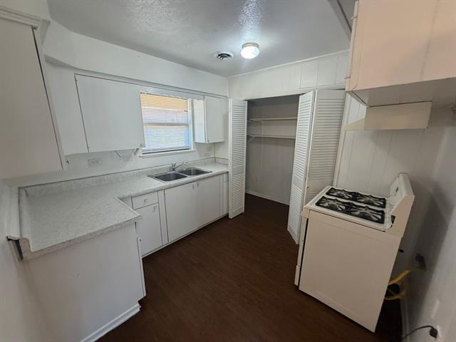 Building Photo - 1706 Shepherd Ln