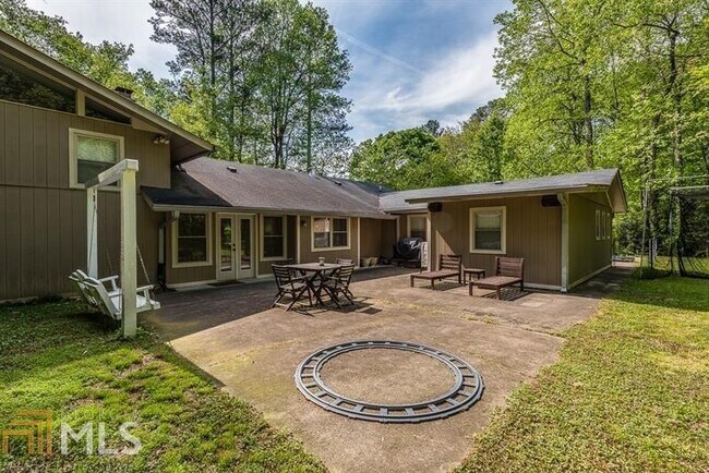 Building Photo - 7585 Spalding Ln