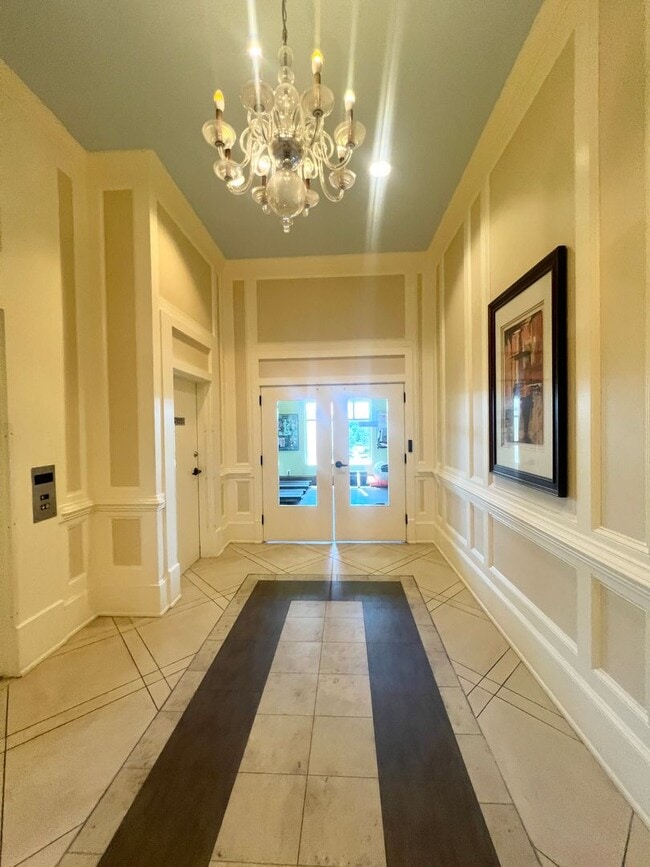 Building Photo - RENT SPECIAL! Mayfaire Townview 3rd floor ...