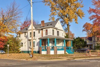 Building Photo - 2323 S Washington Ave