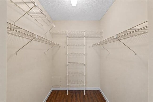 Building Photo - 1630 S Ocean Ln