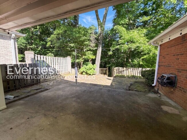 Building Photo - 1200 Berwick Rd