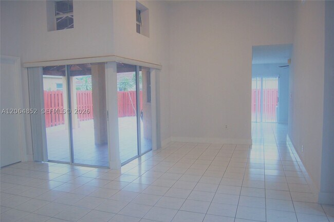 Building Photo - 10957 SW 73rd St