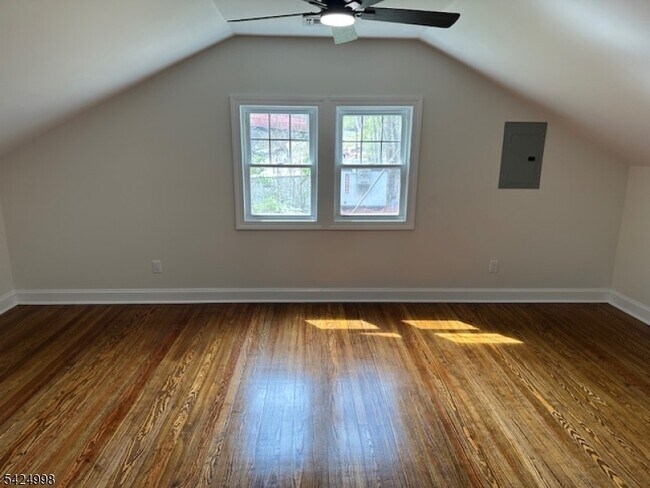 Building Photo - 515 Hamburg Turnpike