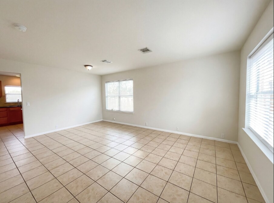 Building Photo - 965 Sweet Gum Dr