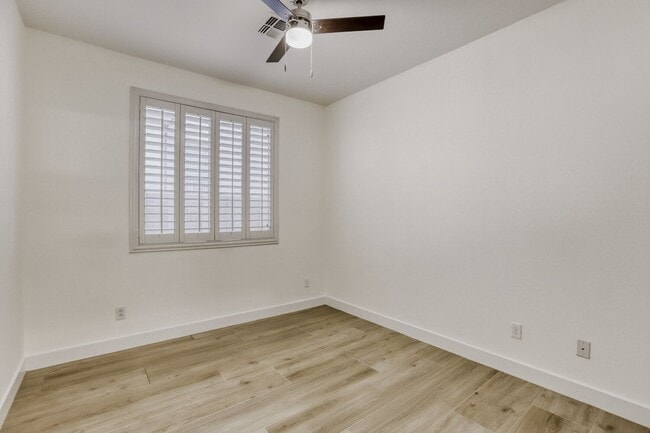 Building Photo - 16844 N 98th Pl