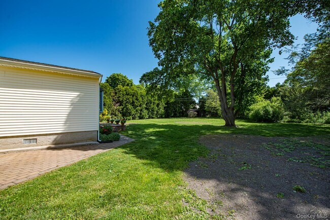 Building Photo - 22 Eastover Dr