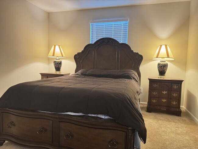 Building Photo - 14217 Belle Ave