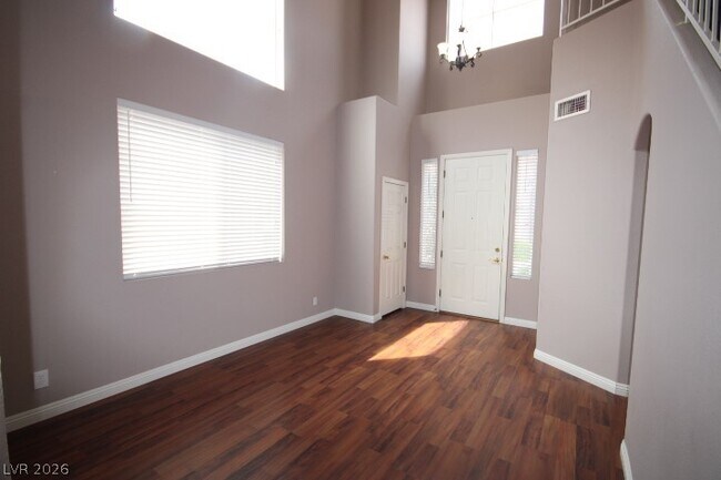 Building Photo - 947 Whispering Grove Ave