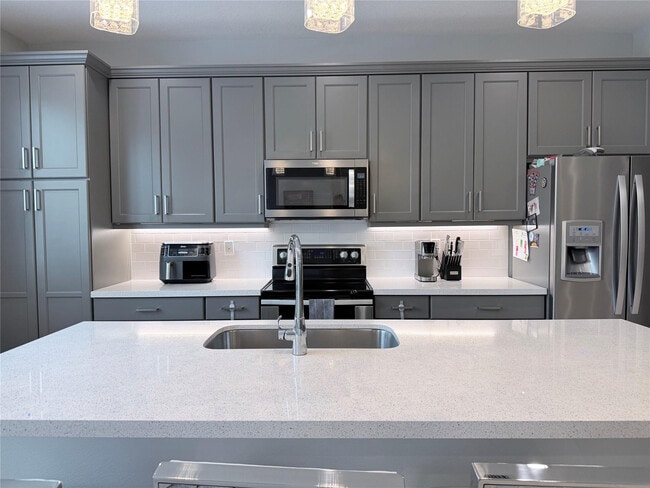 Building Photo - 556 Parsons Wy