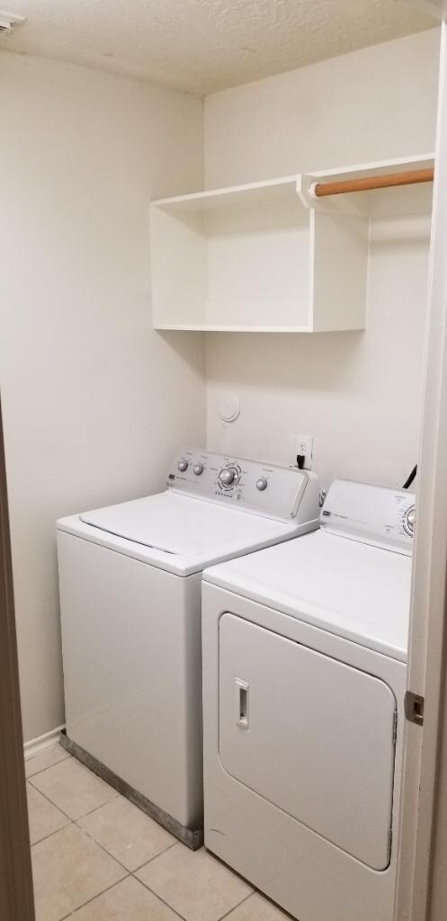 Building Photo - 13015 Peppergate Ln