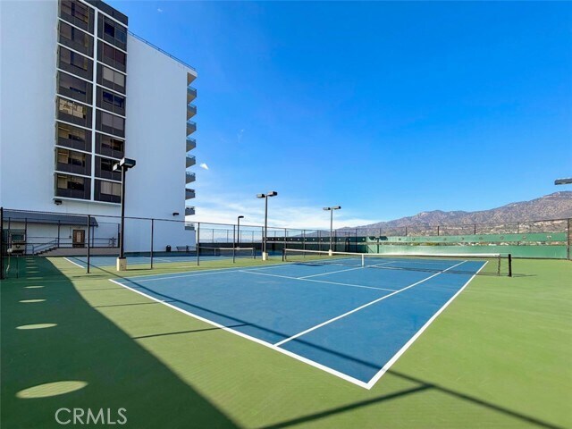 Building Photo - 343 Pioneer Dr