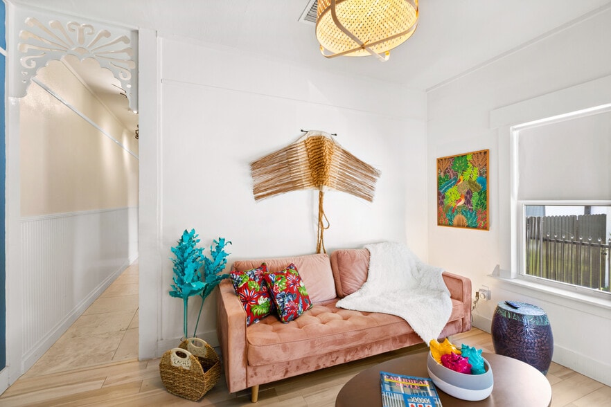 Building Photo - 3760 Frow Ave