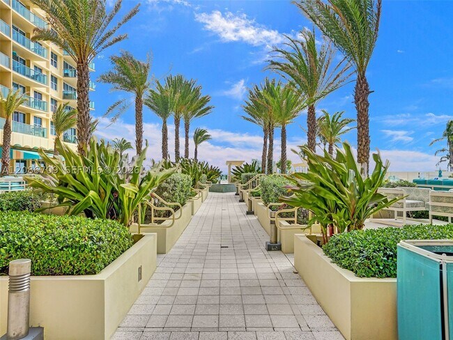 Building Photo - 2501 S Ocean Dr