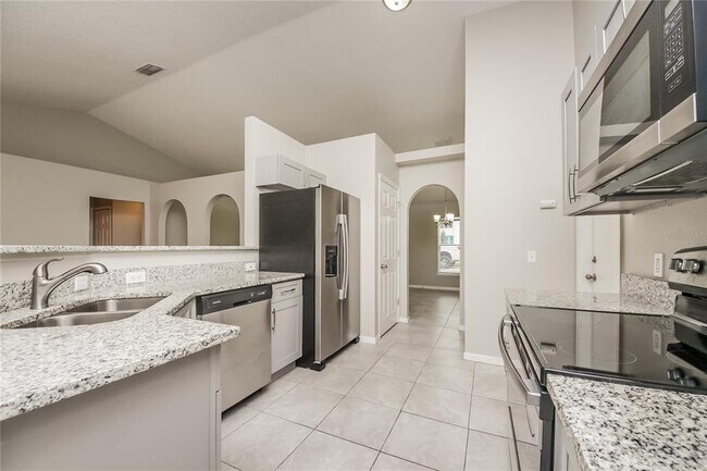 Building Photo - 1330 Dover Dr
