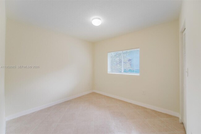 Building Photo - 6320 NW 1st Pl