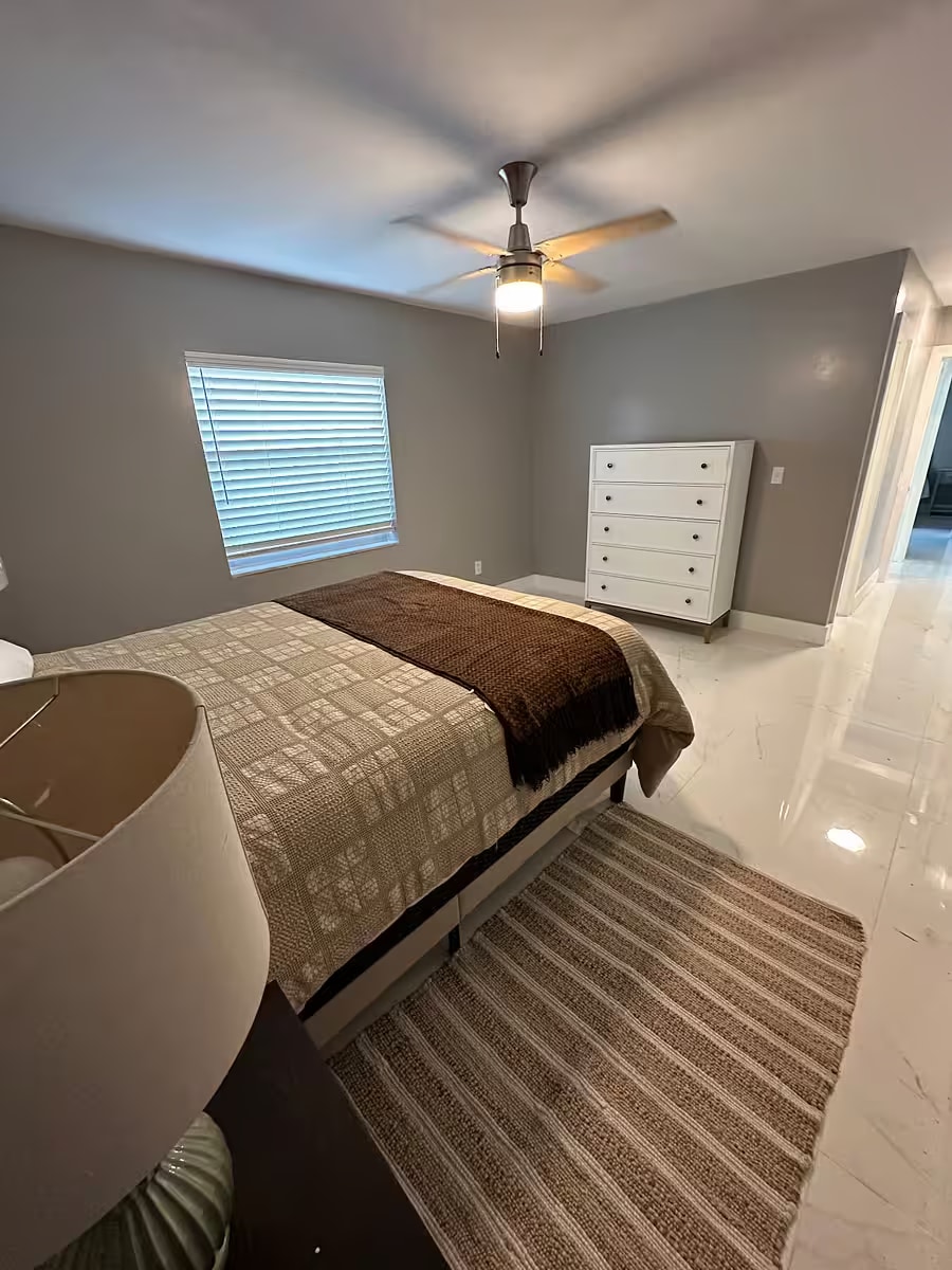 Main Bedroom, Queen - 3163 NW 29th St