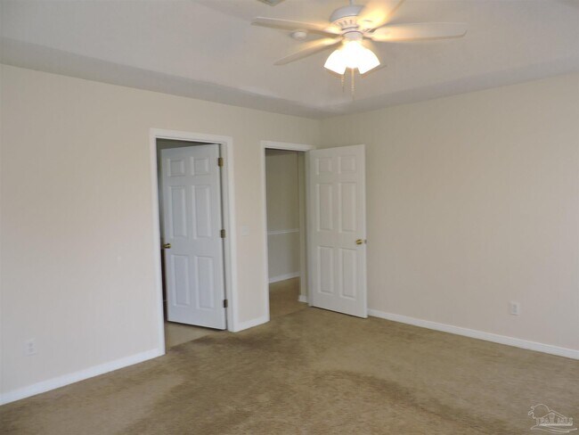 Building Photo - 2052 Southwind Cir
