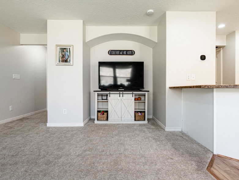 Building Photo - 1276 Firefly Dr