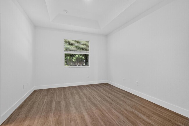 Building Photo - 21952 SW 93rd Pl