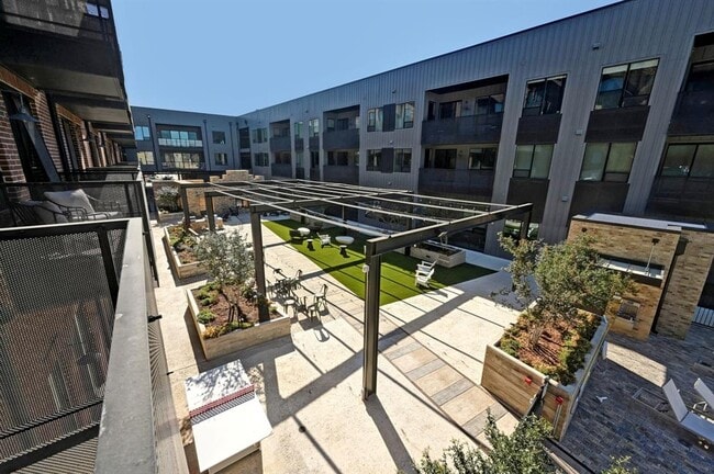 Building Photo - 4510 Terry-O Ln