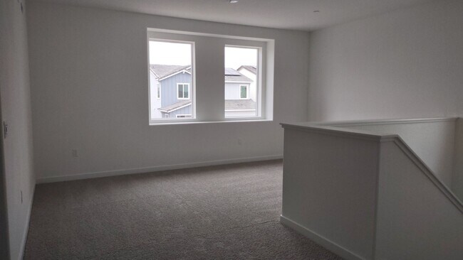 Building Photo - 6064 Sunscape Wy