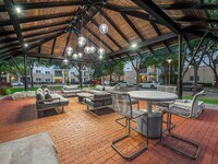 Building Photo - Pavilion Townplace at Inwood Village Apartments