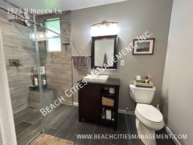 Building Photo - 1973 N Hidden Ln