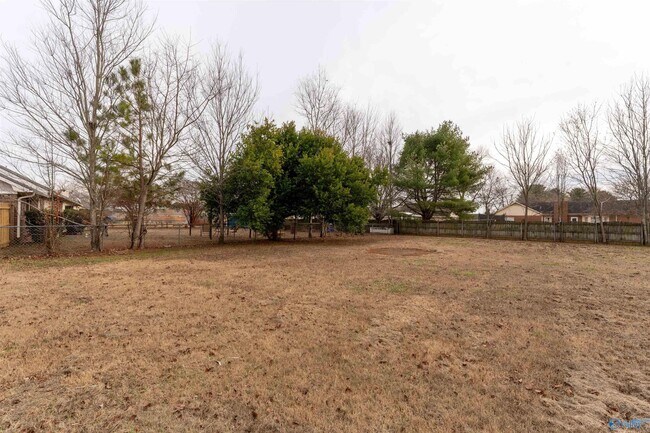 Building Photo - 106 Cranberry Way
