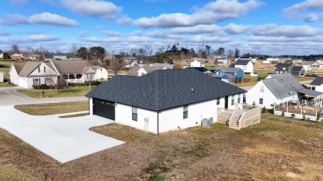 Building Photo - 46 Caden Ln