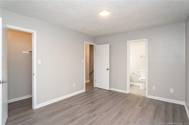 Building Photo - 5717 Aftonshire Dr
