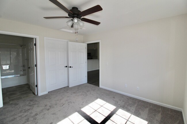 Building Photo - Newer Home for Rent in Brentwood Subdivision!