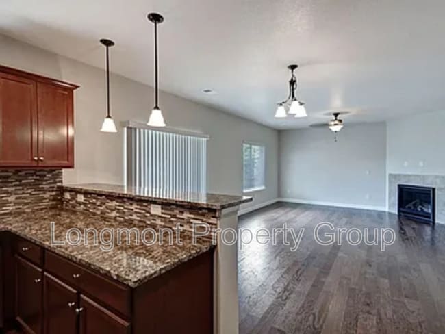 Building Photo - 1381 14th Ave