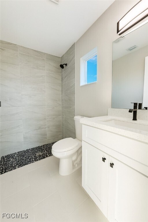 Building Photo - 112 NW 23rd Ave