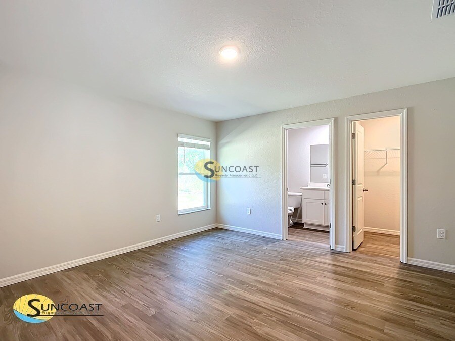 Building Photo - 2639 W Felton Ln