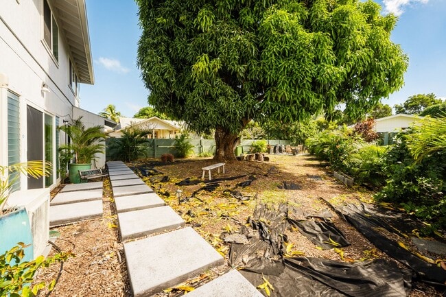 Building Photo - BK-1287